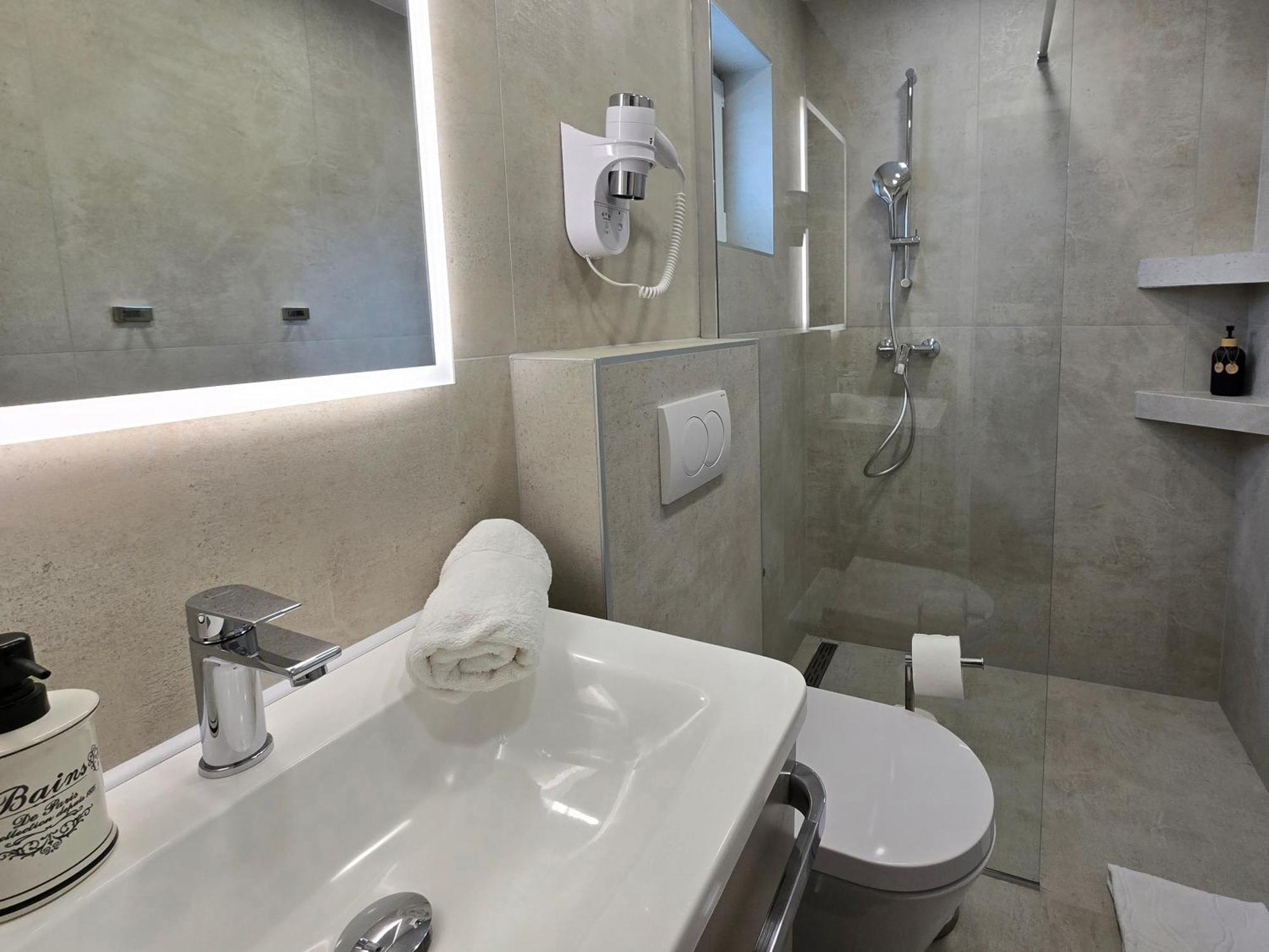 Apartments Goro ポドストラナ 部屋 写真